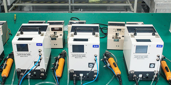 使用自動鎖螺絲機要注意哪些方面？堅豐電子告知您